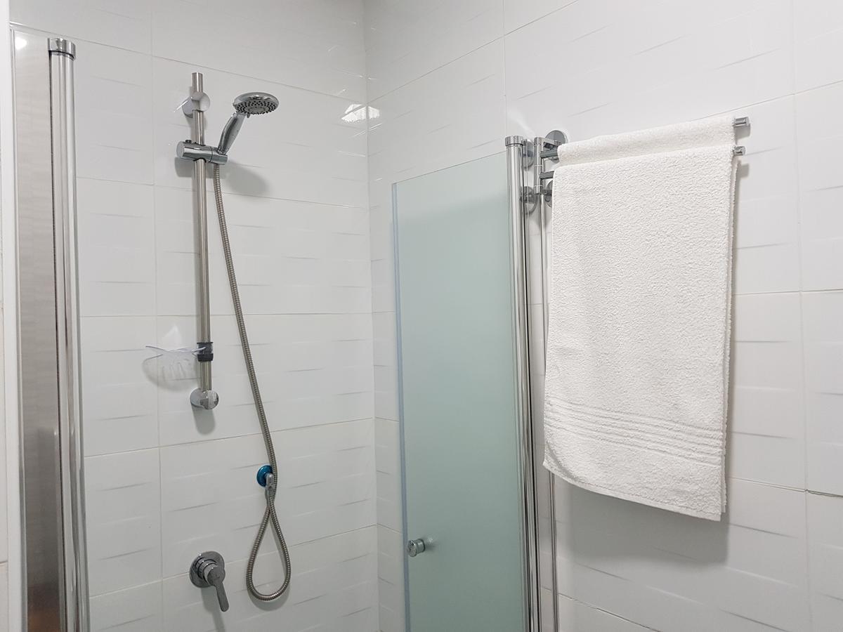 Airport Guest House - One-Way Free Shuttle Or Yehuda Rum bild